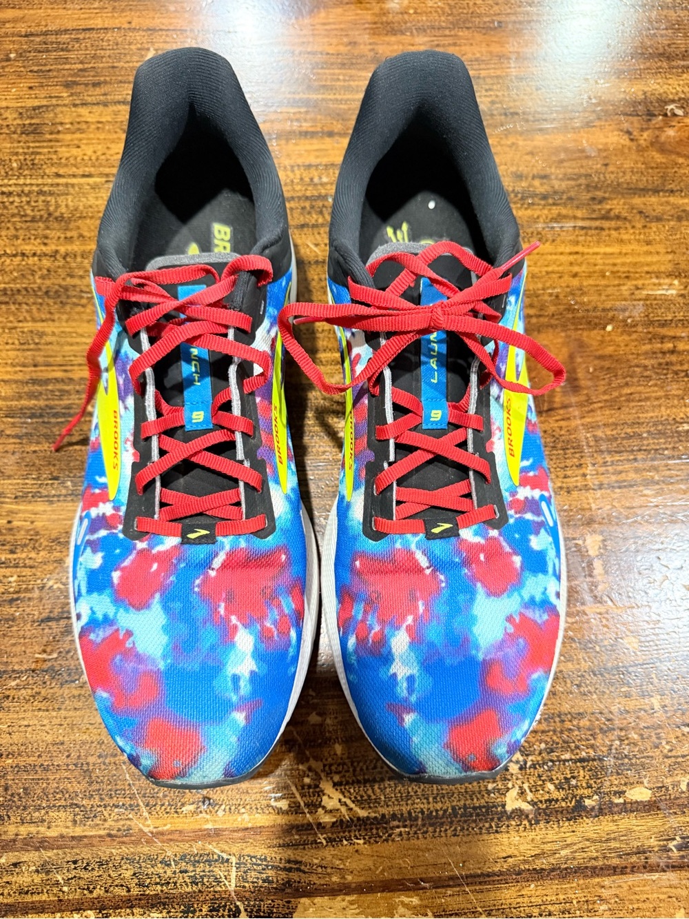 Unisex Brooks Launch 9 running shoes